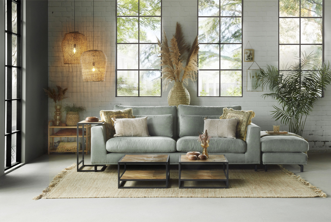 neutral colors and a tropical atmosphere with the Carmen sofa