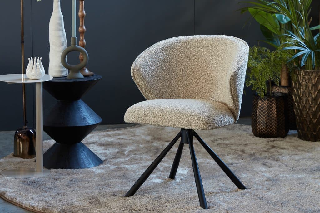 Dining room chair James