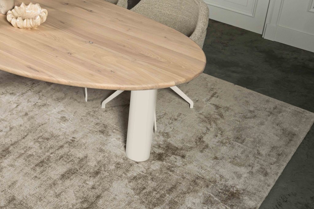 هذه إحدى تشكيلاتنا المتنوعة من الطاولات. هل رأيتَ ساقًا أخرى ترغب في تنسيقها مع هذا الجزء العلوي أو العكس؟ يمكنك تنسيقها وتنسيقها! تفضل بزيارة أحد متاجرنا واكتشف جميع الخيارات.