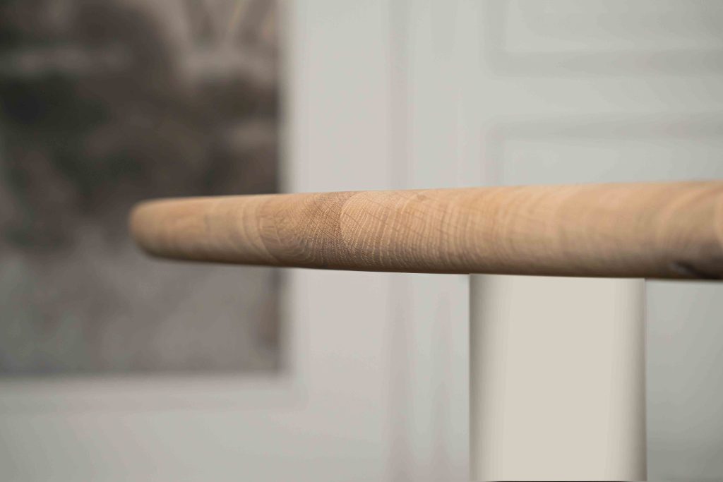 هذه إحدى تشكيلاتنا المتنوعة من الطاولات. هل رأيتَ ساقًا أخرى ترغب في تنسيقها مع هذا الجزء العلوي أو العكس؟ يمكنك تنسيقها وتنسيقها! تفضل بزيارة أحد متاجرنا واكتشف جميع الخيارات.