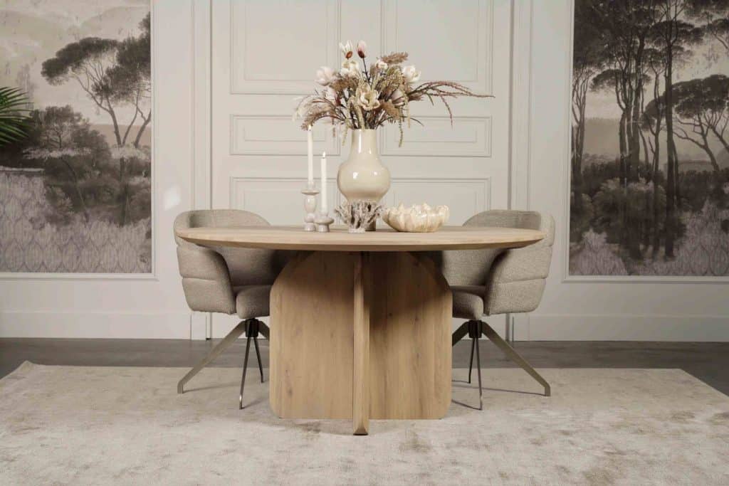 Dit is één van onze vele tafelcombinaties. Heb je een andere poot gezien die je graag wil combineren met dit blad of andersom? Het is mogelijk om te mixen en matchen! Kom gezellig langs in één van onze winkels en ontdek alle mogelijkheden.