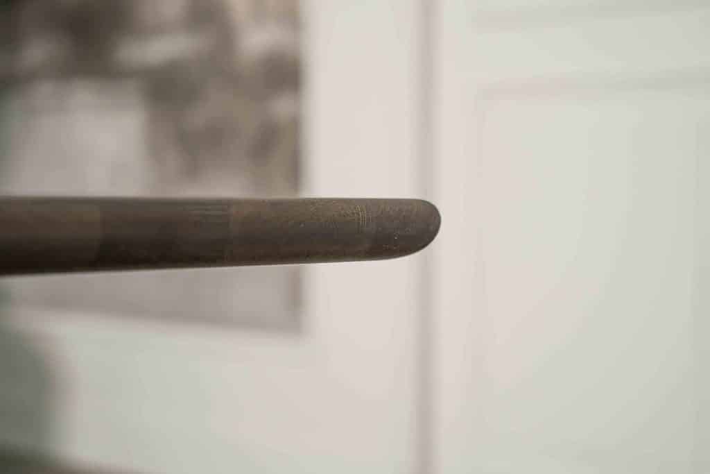 Dit is één van onze vele tafelcombinaties. Heb je een andere poot gezien die je graag wil combineren met dit blad of andersom? Het is mogelijk om te mixen en matchen! Kom gezellig langs in één van onze winkels en ontdek alle mogelijkheden.