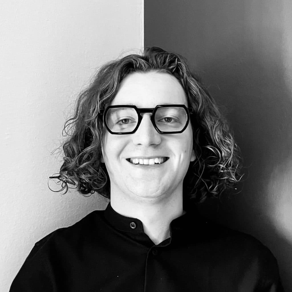 Portrait of a helpful store team member