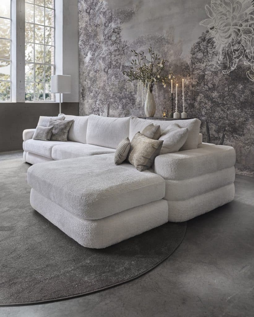 witte hoekbank in een zachte stof met bubbelvormen