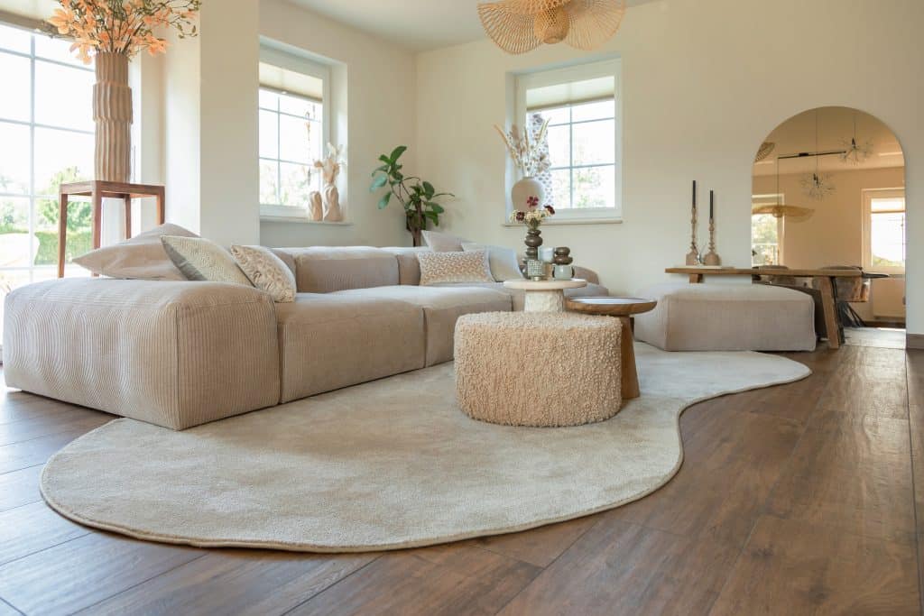 Do you want to live in the style of @crea_ria? Then choose the modular sofa like the one at Rianne's home. The Bibi is a real eye-catcher in your interior and is a wonderful lounge sofa!