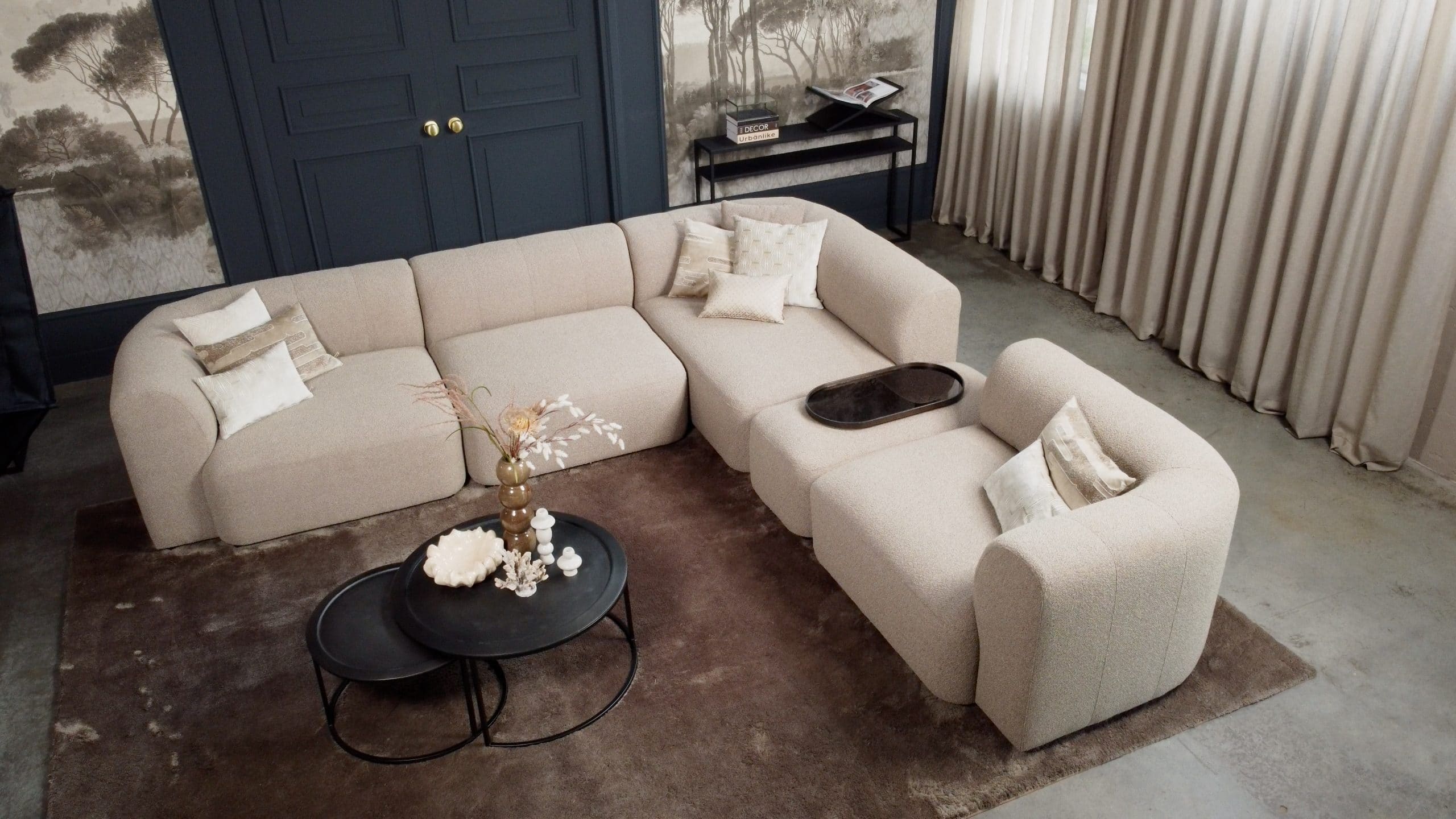 Hoekbank Emanuelle in een stijlvol interieur