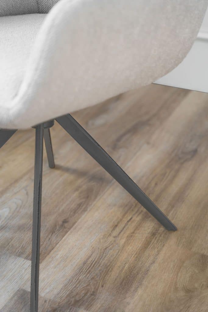 Lichte eetkamerstoel Arthur van Gusj