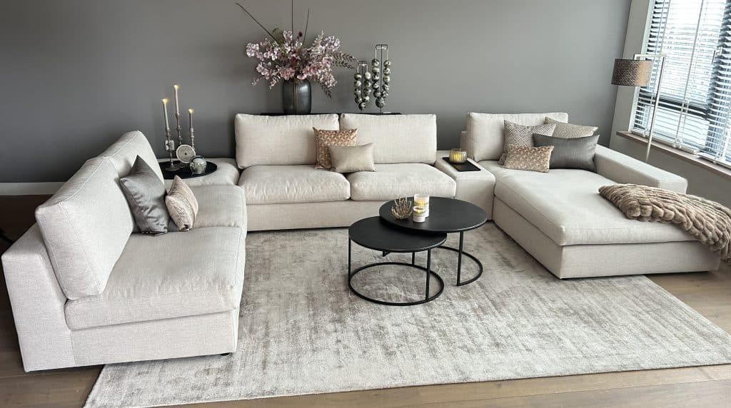 BINNENKIJKEN BIJ MAX: MODERN WONEN MET EEN LUXE TWIST IN HARTJE TILBURG