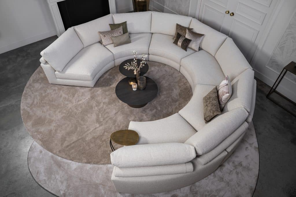 Beige hoekbank met ronde elementen. Een elementenbank die veelzijdig en comfortabel is. Afgestyled met natuurlijk en bruine woonaccessoires.